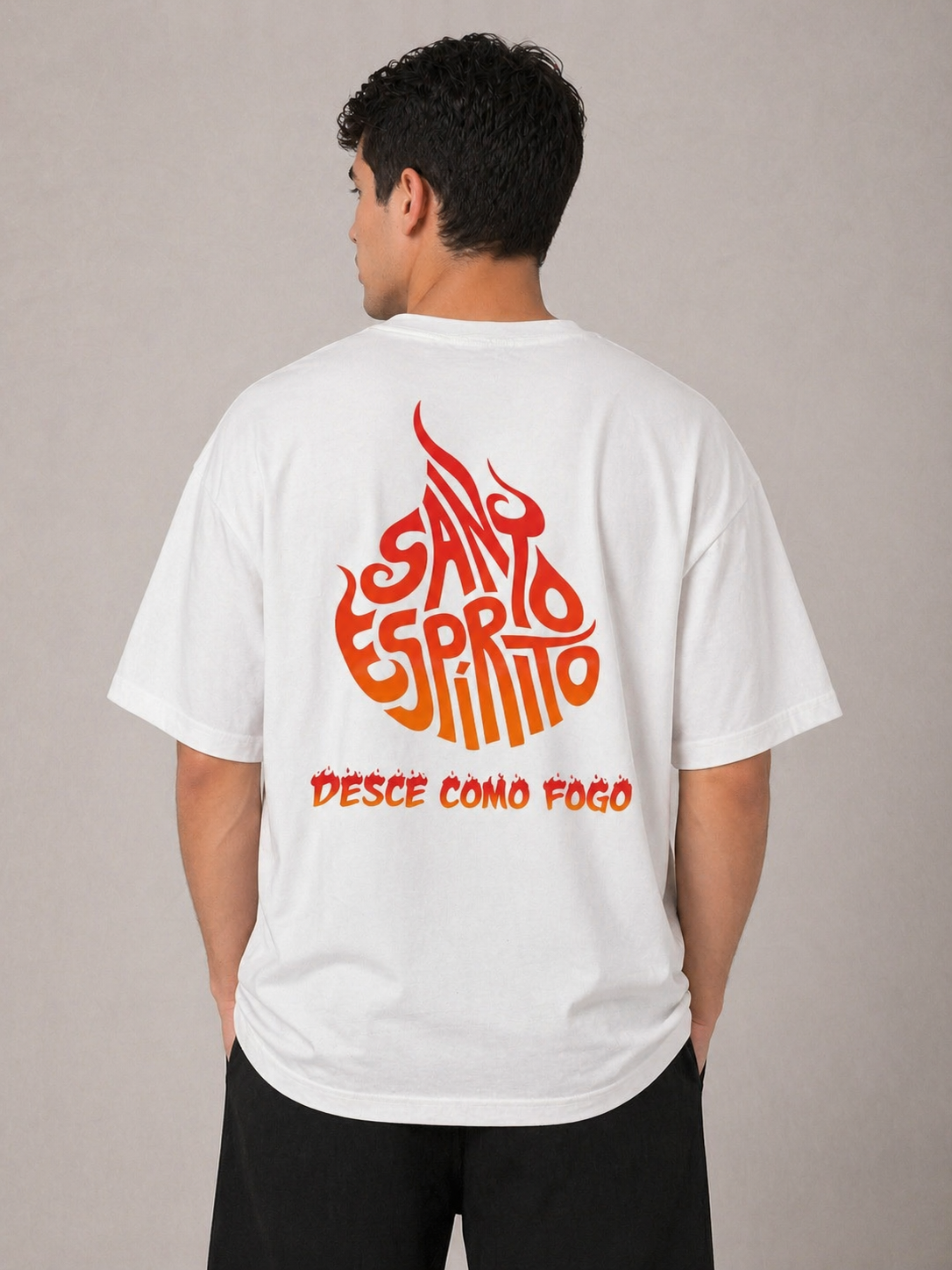Camiseta Oversized “Santo Espírito – Desce Como Fogo”