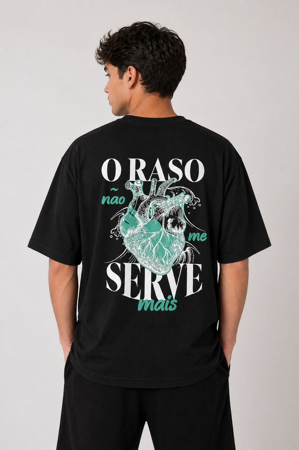 Camiseta Oversize Cristã “O Raso Não Me Serve Mais”